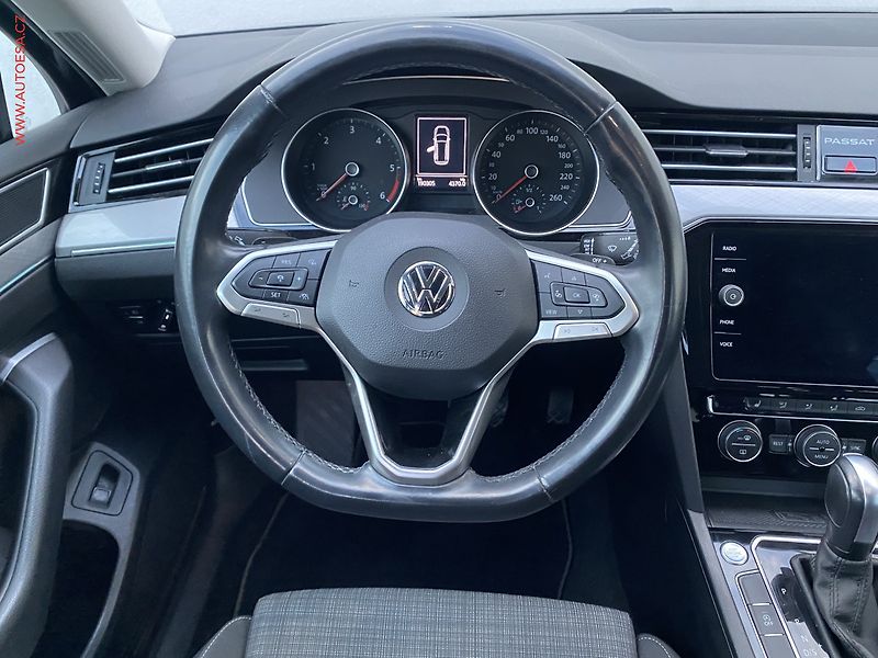Volkswagen Passat (2020) 2.0 TDi, Business, DSG, LED - fotka 11 z 19