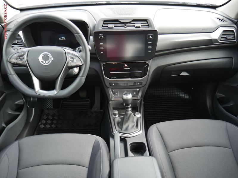 SsangYong Tivoli (2025) 1.5T-GDi, 1.maj,ČR, LED - fotka 8 z 19
