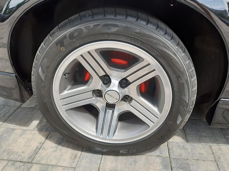 Chevrolet Camaro (1989) Z28 5,0V8 ConvertibleREZERVACE - fotka 26 z 28