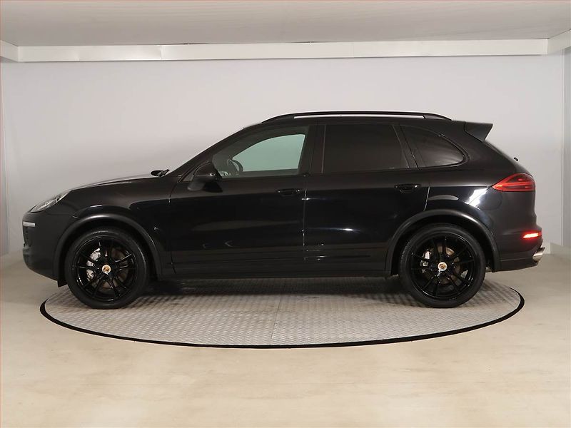 Porsche Cayenne (2016) S Diesel - fotka 3 z 24