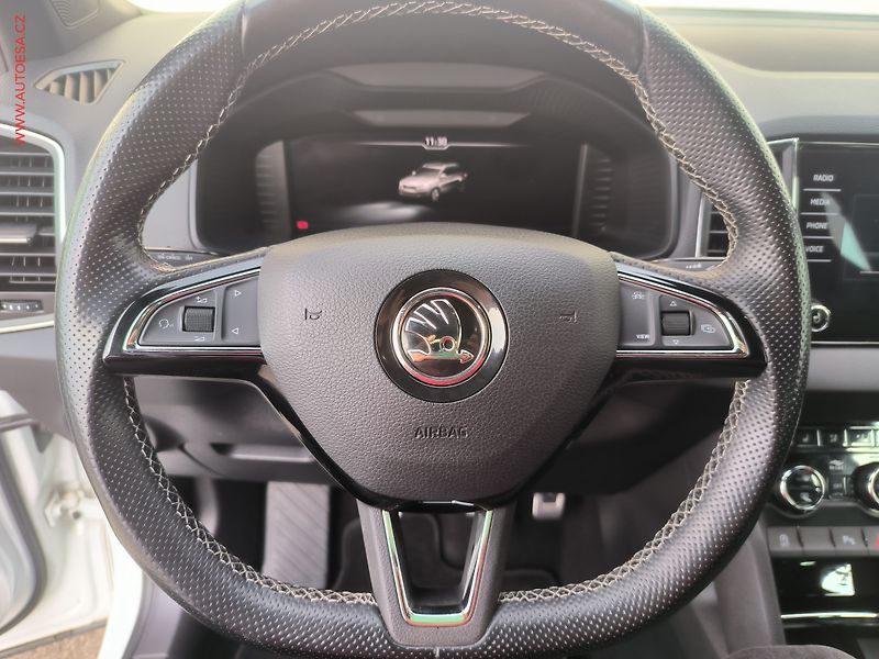 Škoda Karoq (2019) 2.0 TDi 4x4, ČR, SportLine - fotka 20 z 26