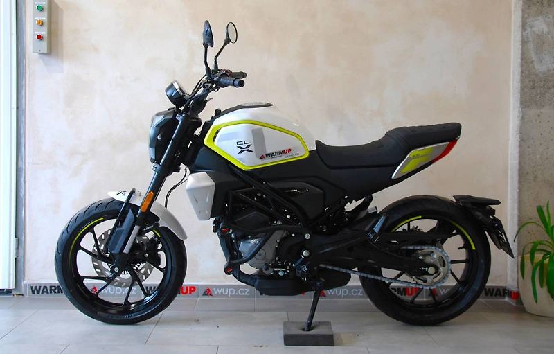 CFMOTO 300 CL-X (2026) 300CL-X - prezentační model,99 - fotka 13 z 20