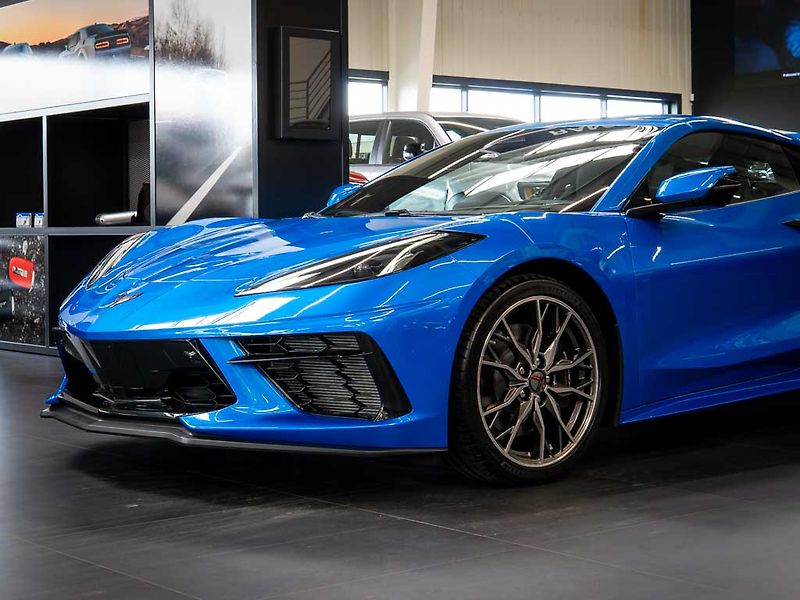 Chevrolet Corvette (2026) 6.2 Stingray 3LT Z51 Facelift - fotka 12 z 46