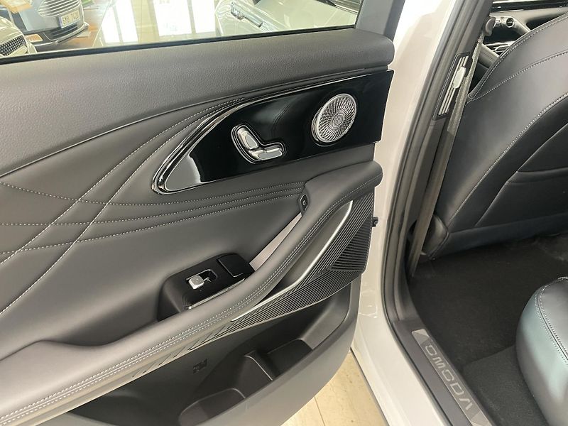 Omoda 9 (2025) Omoda 9 PHEV Premium  - fotka 10 z 22