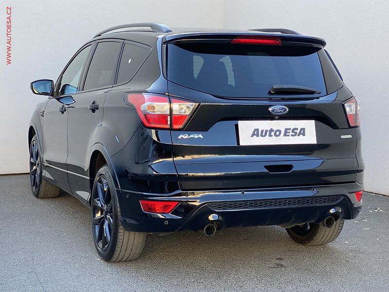 Ford Kuga (2018) 1.5 EB, ST-Line, bixen - fotka 6 z 18