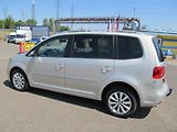 Volkswagen Touran (2011) 2.0TDI 7 míst  - náhled 4