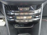 Peugeot 2008 (2018) 1.2/81kW, GT-Line, automat - náhled 17