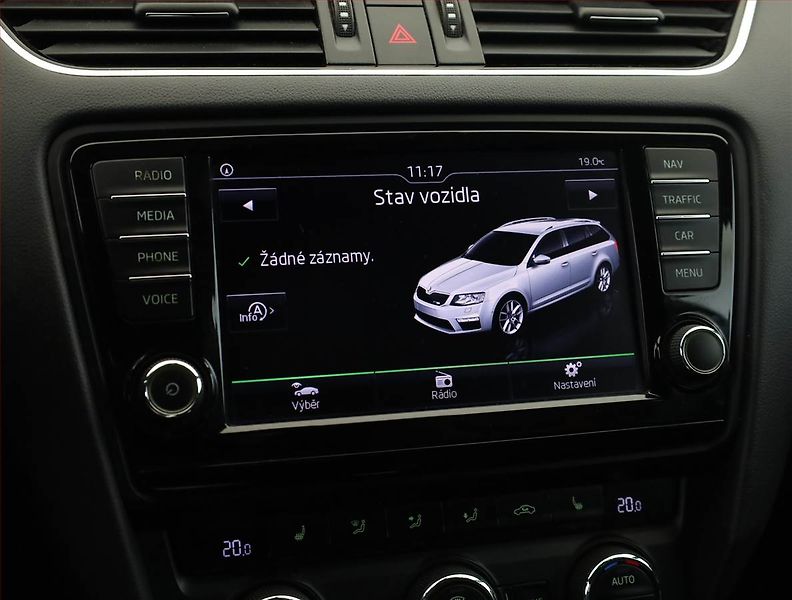 Škoda Octavia (2015) RS 2.0 TDI, Automat, Kůže - fotka 16 z 20
