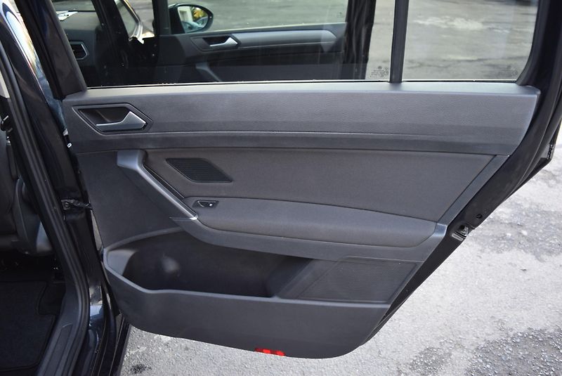 Volkswagen Touran (2021) 1.5TSI 110kw ACTIVE 7 MÍST NAV - fotka 41 z 41