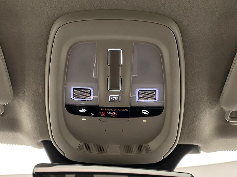 Volvo XC90 (2026) T8 AWD RECHARGE DARK ULTRA - fotka 42 z 75