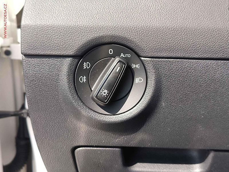 Škoda Octavia (2017) 2.0 TDi 4x4, 2.maj,ČR, Style - fotka 18 z 22
