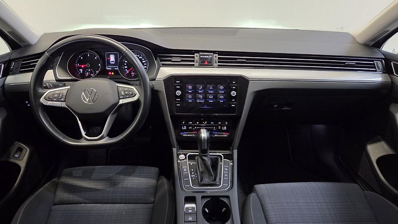 Volkswagen Passat - fotka 6 z 6
