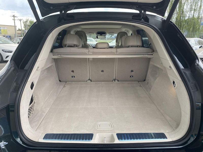 Mercedes-Benz EQS EQS SUV 450 4MATIC AMG ISP - fotka 16 z 27