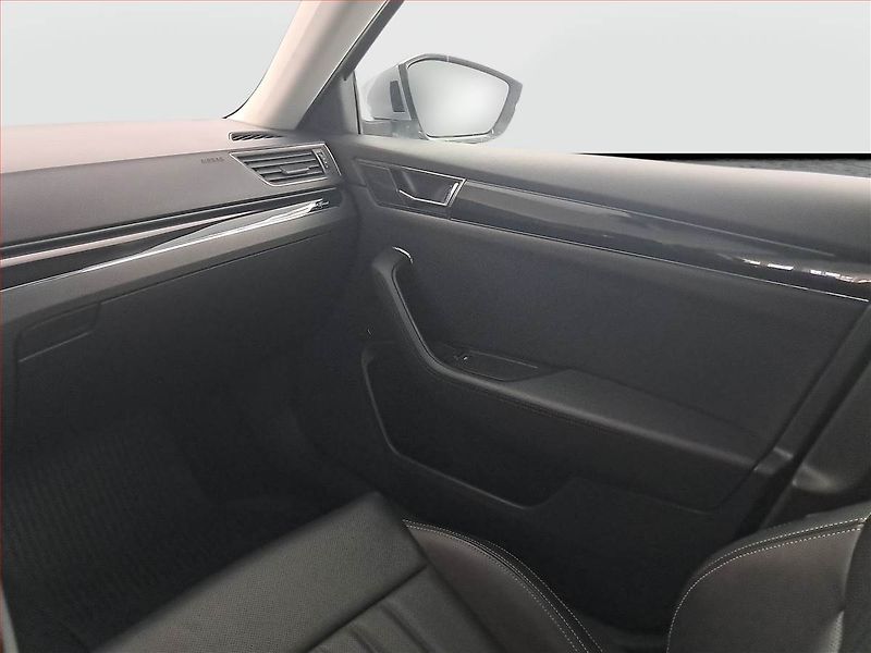 Škoda Superb (2020) Laurin&Klement 2.0 TDI - fotka 8 z 20