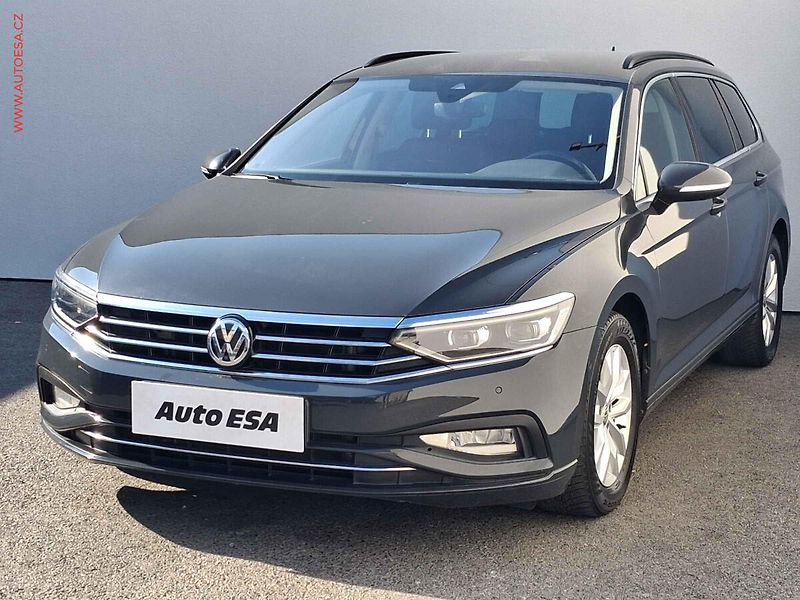 Volkswagen Passat (2020) 1.5 TSi, Business, LED, TZ - fotka 3 z 18
