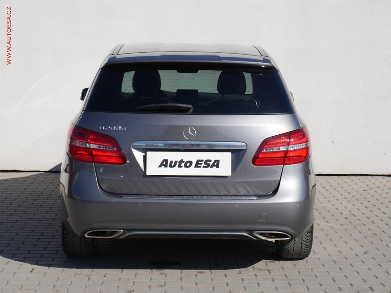Mercedes-Benz Třídy B (2018) 2.2 CDi, ČR, AT, LED, kamera - fotka 5 z 21