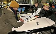 Cestovatel Filip Vítek z Kunic na Blanensku vyráží autem na tříměsíční expedici Africký expres. Cílem je Jihoafrická republika.