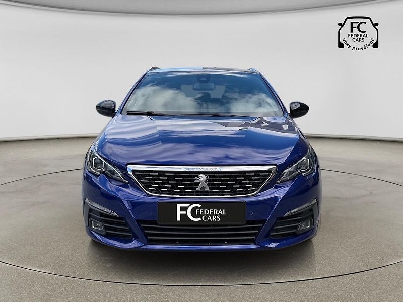 Peugeot 308 (2019) SW GT LINE 1.2 130k EAT8 - fotka 8 z 38