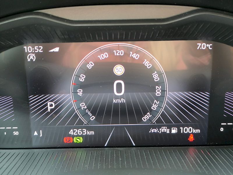Škoda Scala (2025) DSG 1.0 TSI / 85 kW / TOP SELE - fotka 19 z 34