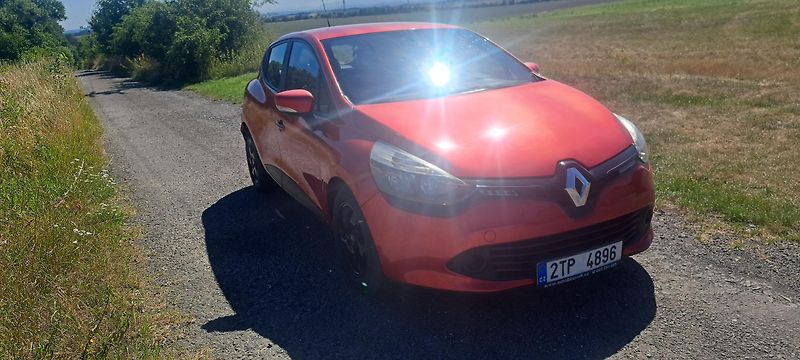 Renault Clio 1,5 dci - fotka 6 z 11