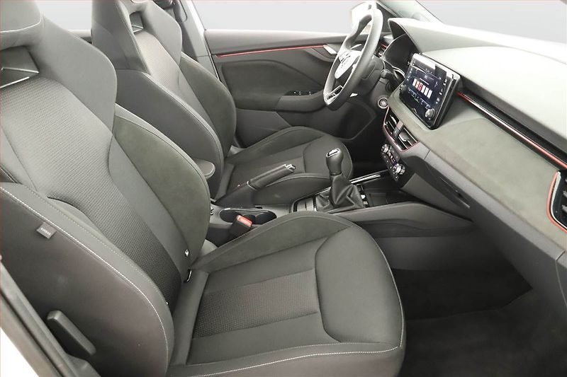 Škoda Kamiq (2024) 1.0 TSI, DRIVE, Full LED - fotka 7 z 19
