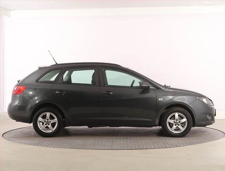 Seat Ibiza (2011) 1.2 TDI, nová STK, pěkný stav - fotka 6 z 17