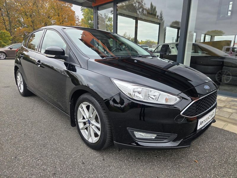 Ford Focus (2018) 1.6  16V AUTOMAT - fotka 3 z 9