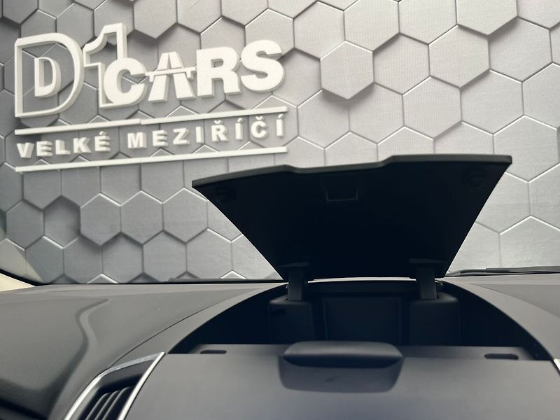 Ford S-MAX 2.5 Duratec FHEV TITANIUM - fotka 33 z 60
