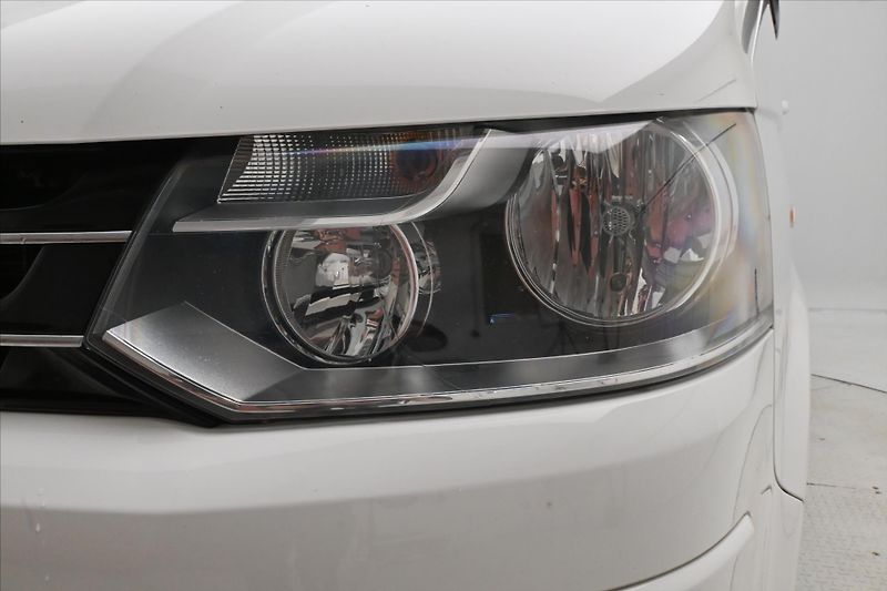 Volkswagen Caravelle 2,0 TDI 132kW Manuál Tažné Zár - fotka 29 z 31