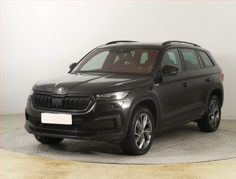 Škoda Kodiaq (2023) Sportline 2.0 TDI - fotka 2 z 27