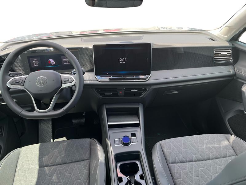 Volkswagen Tiguan People 1,5 TSI 150 kW eHybrid - fotka 5 z 24
