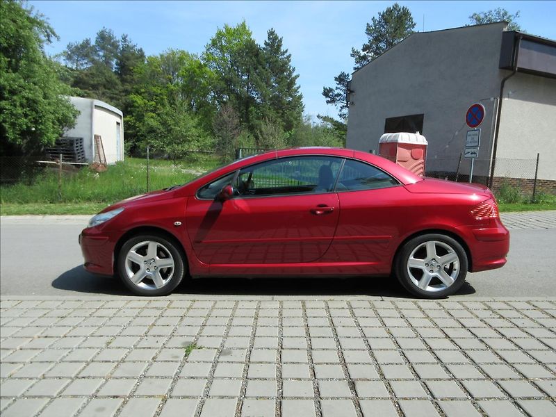 Peugeot 307 2,0 CC 2.0HDi 100Kw, JBL, Kůže - fotka 8 z 37
