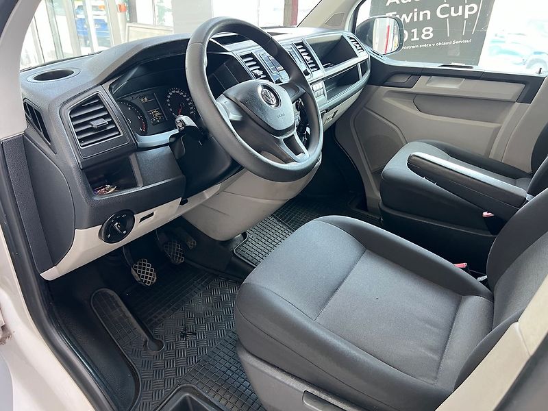 Volkswagen Transporter 2,0TDI 110kW 9míst - fotka 5 z 12