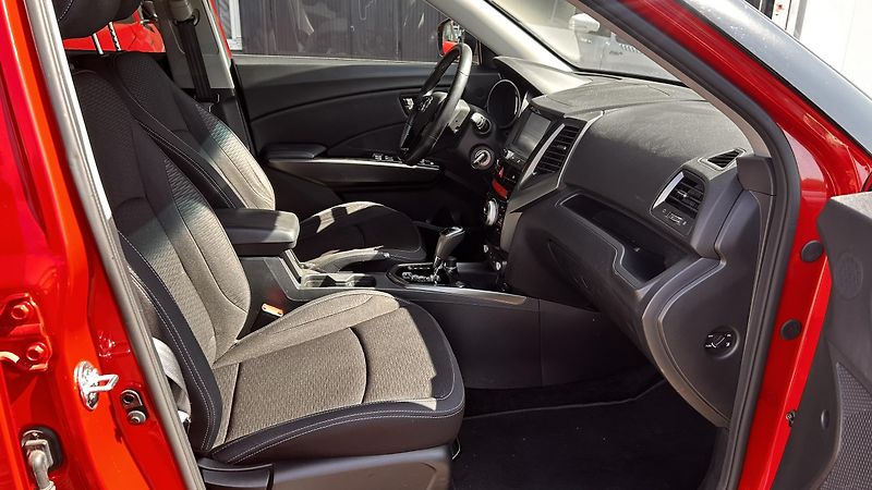 SsangYong XLV 1.6i AT 4x4 - fotka 9 z 12