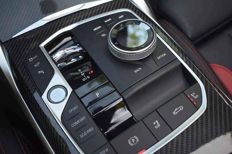 Čtyřmístný kabriolet BMW vychází z řady 3