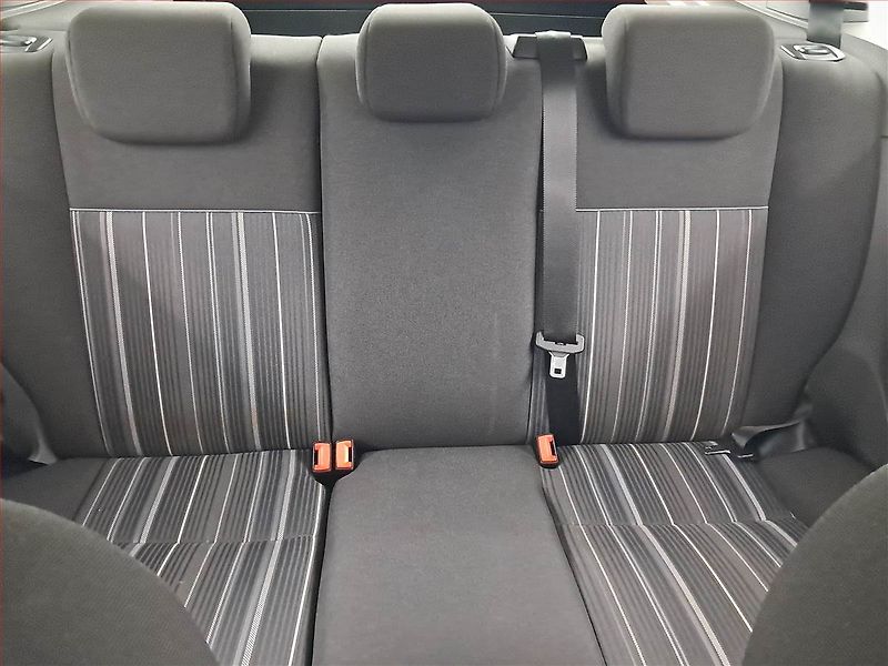 Ford Focus (2009) 1.4 16V, po STK, jezdí výborně - fotka 10 z 15