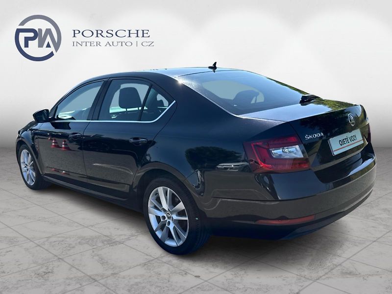 Škoda Octavia 2.0 TDI DSG STYLE PLUS 110 KW - fotka 2 z 29
