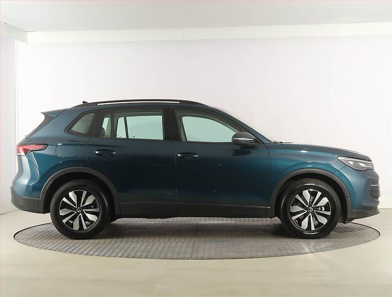 Volkswagen Tiguan (2025) Life 1.5 eTSI, digi klima - fotka 6 z 31