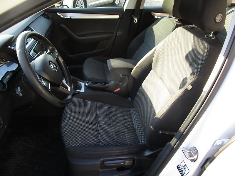 Škoda Octavia 1,6TDI-81KW-KOUPENA v ČR+STK - fotka 8 z 15