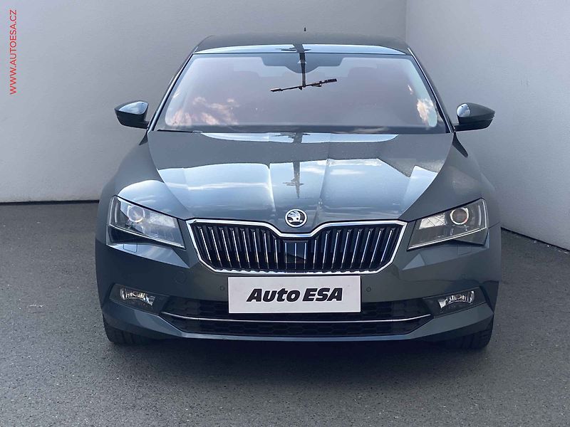 Škoda Superb (2016) 2.0TDI, ČR, Kamera, kůže - fotka 2 z 20
