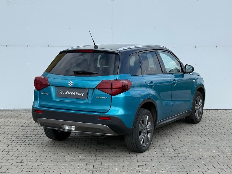 Suzuki Vitara 1,4 BoosterJet Premium - fotka 2 z 27
