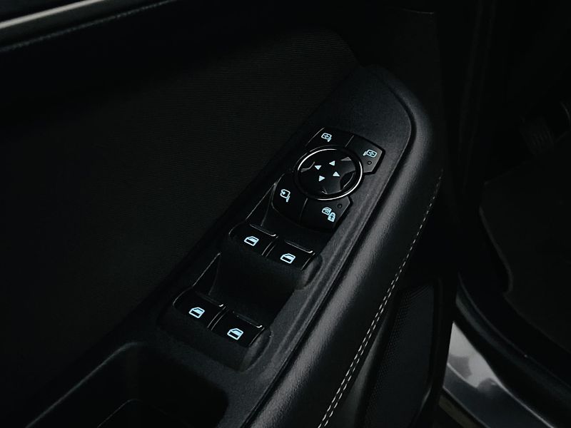 Ford S-MAX 2.0TDCi MANUÁL SERVISKA TAŽNÉ - fotka 31 z 42