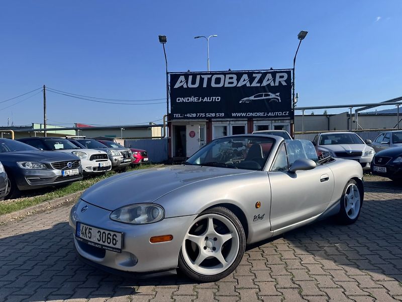 Mazda MX-5 (2000) NB 1,8 107 KW SVOR 6Q - fotka 1 z 45