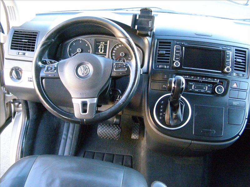 Volkswagen Multivan 2,0   2xsoupacky 180 PS - fotka 20 z 41