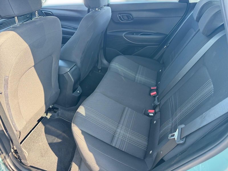 Hyundai Bayon (2024) COMFORT CLUB 1.2i 62kW CZ DPH - fotka 8 z 11