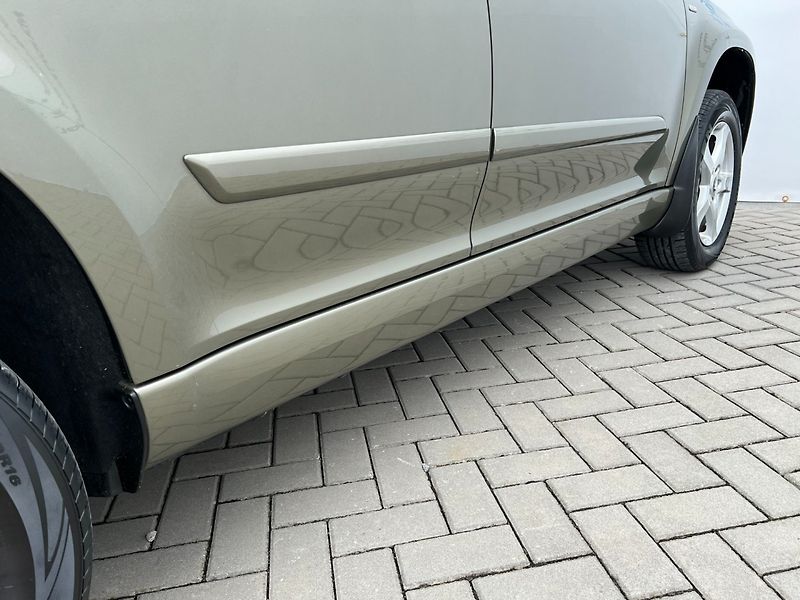 Škoda Yeti (2016) 2.0TDi 110kW 4x4! tažné! Apps! - fotka 37 z 39