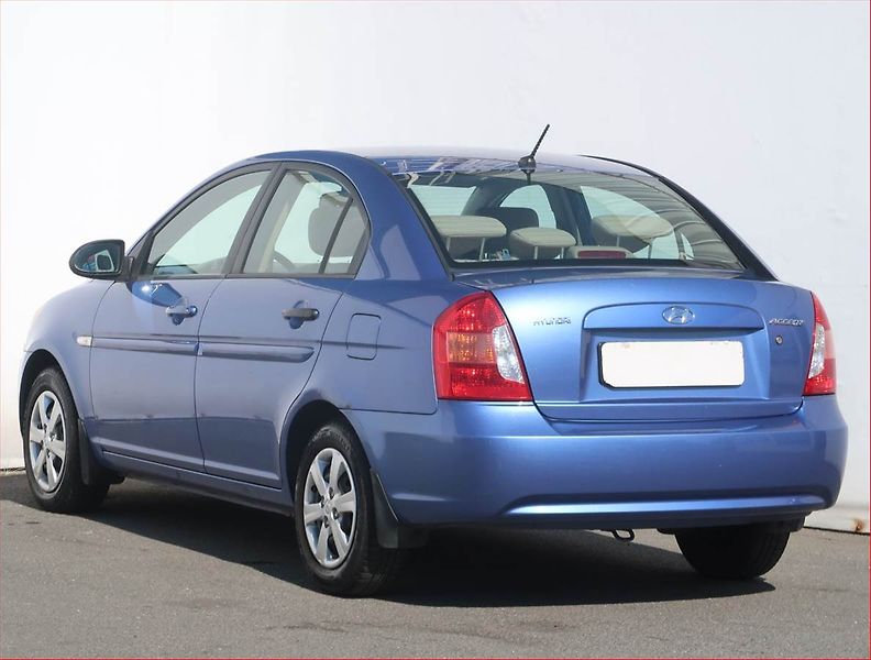 Hyundai Accent (2009) 1.5 CRDi, nová STK, Klima - fotka 4 z 15