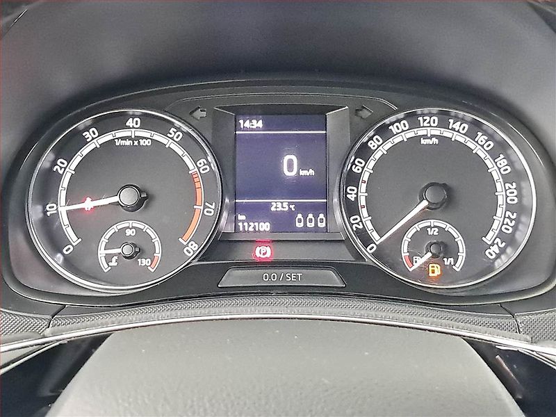 Škoda Fabia (2023) 1.0 TSI, ČR,1.maj, Tempomat - fotka 11 z 18