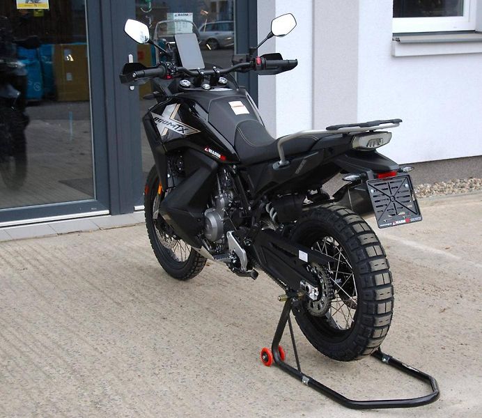 CFMOTO 800 MT (2025) X černá - PREZENTAČNÍ MODEL,pl - fotka 11 z 25
