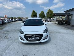 Hyundai i30 1,6 CRDi - fotografie inzerátu